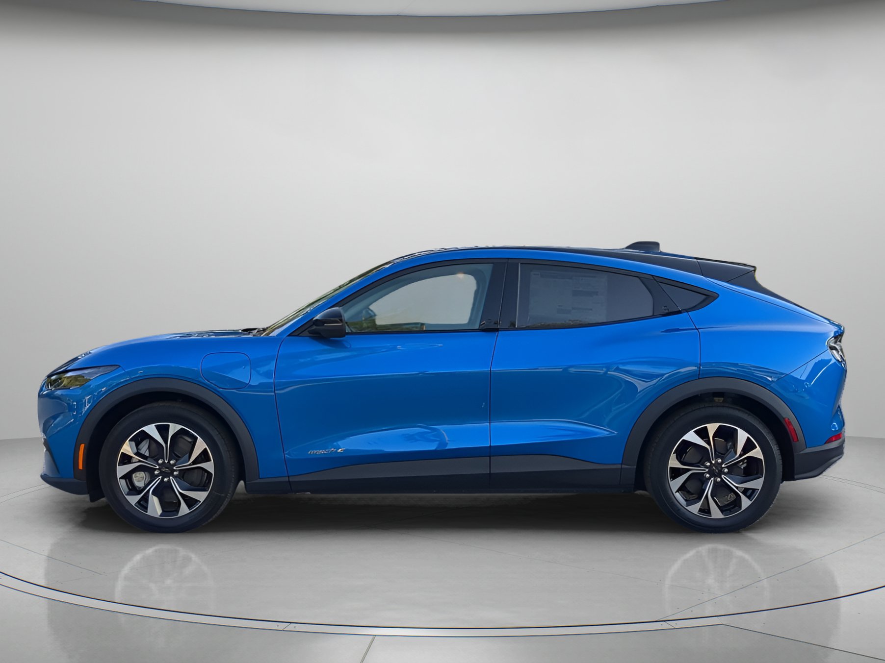 New 2026 Ford Mustang Mach-E Select w/ Comfort Package Lite RWD image 46