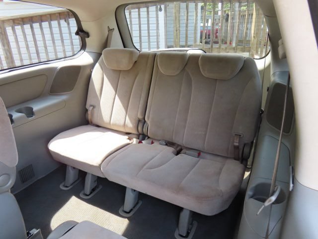 Used 2008 Kia Sedona LX FWD image 12