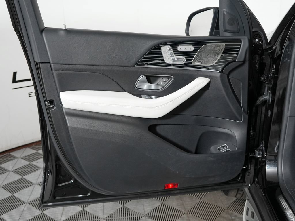 Certified 2024 Mercedes-Benz GLE 450e 4MATIC image 28