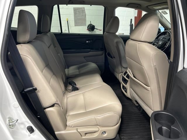 Certified 2021 Honda Pilot Touring image 20