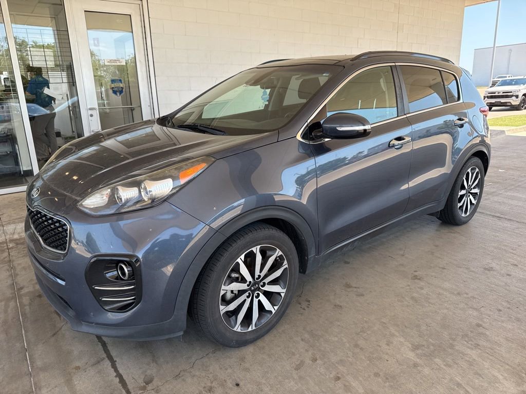 Used 2018 Kia Sportage EX w/ EX Technology Package FWD image 4