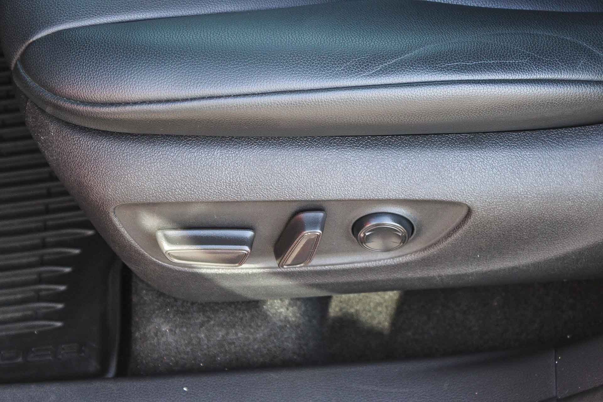 Certified 2023 Toyota Highlander XLE image 22