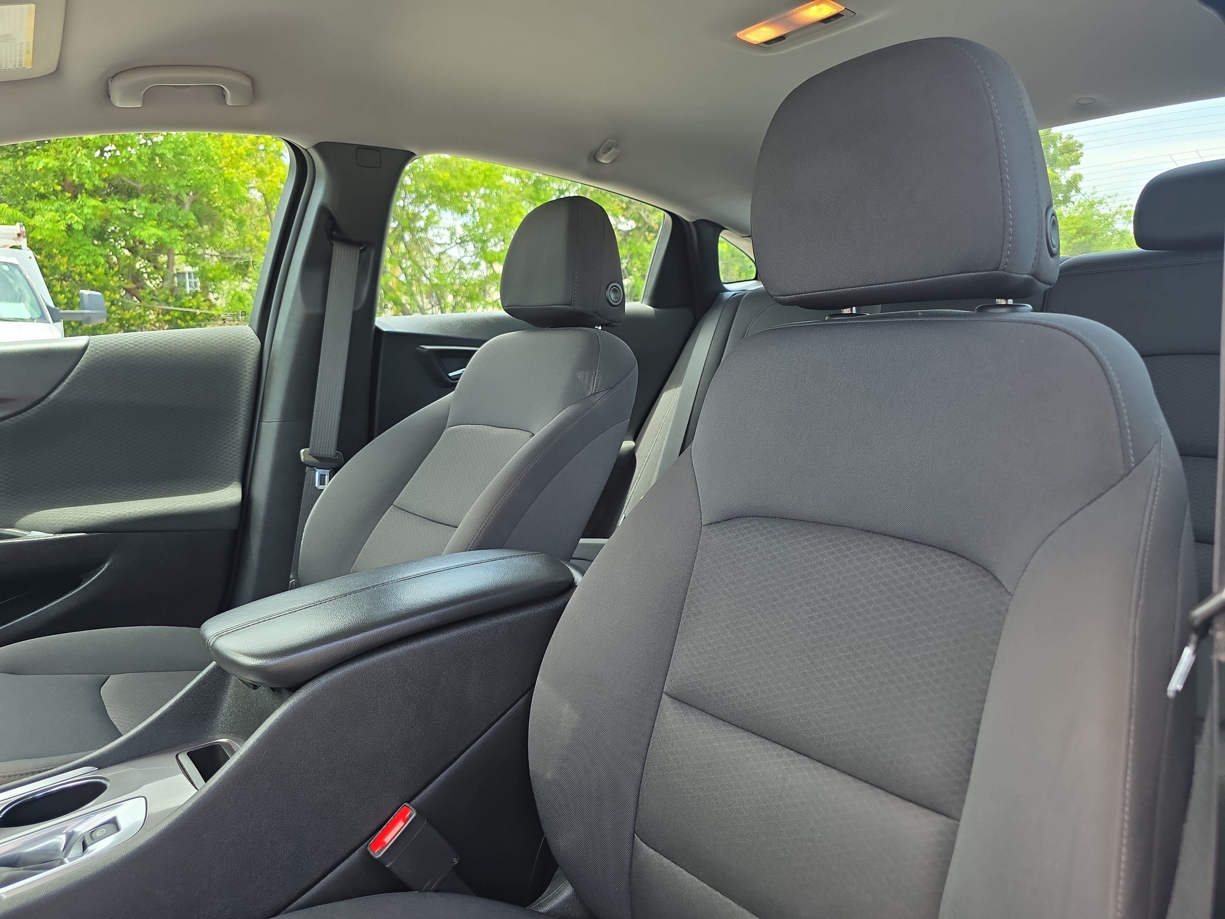 Used 2022 Chevrolet Malibu LT FWD image 24