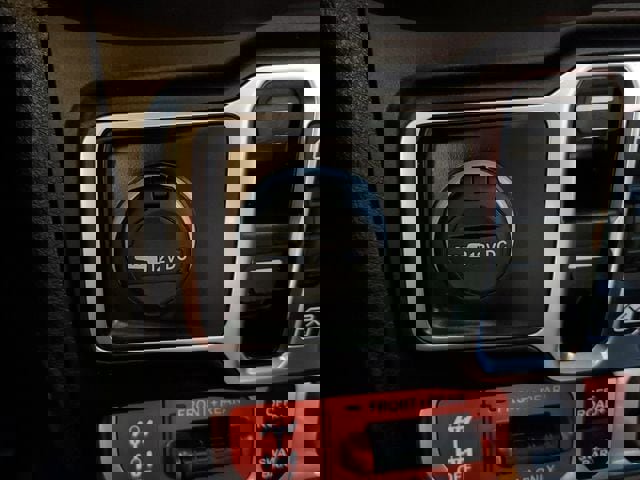 Certified 2024 Jeep Wrangler Unlimited Rubicon 392 image 32