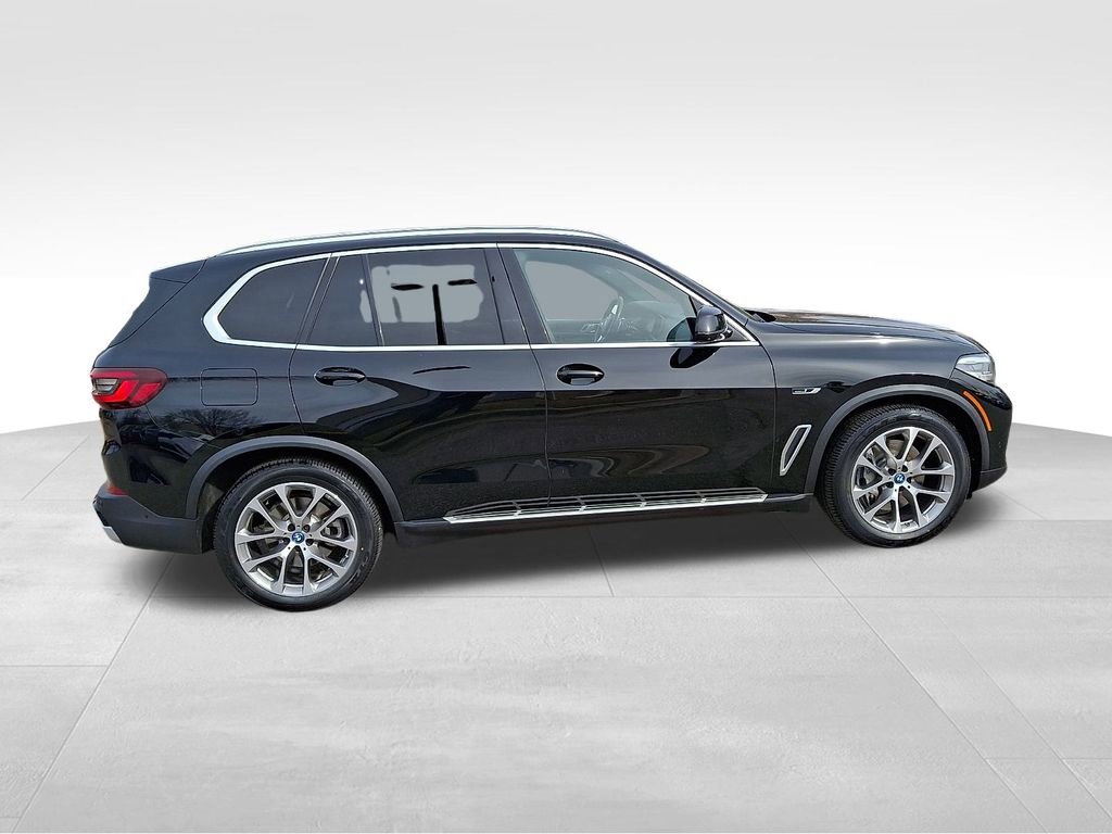 Used 2023 BMW X5 xDrive45e AWD/4WD image 7