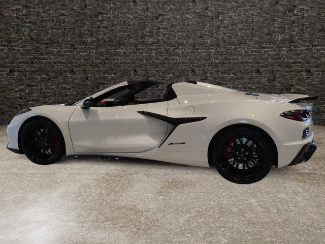 New 2026 Chevrolet Corvette Z06 w/ Battery Protection Package image 6