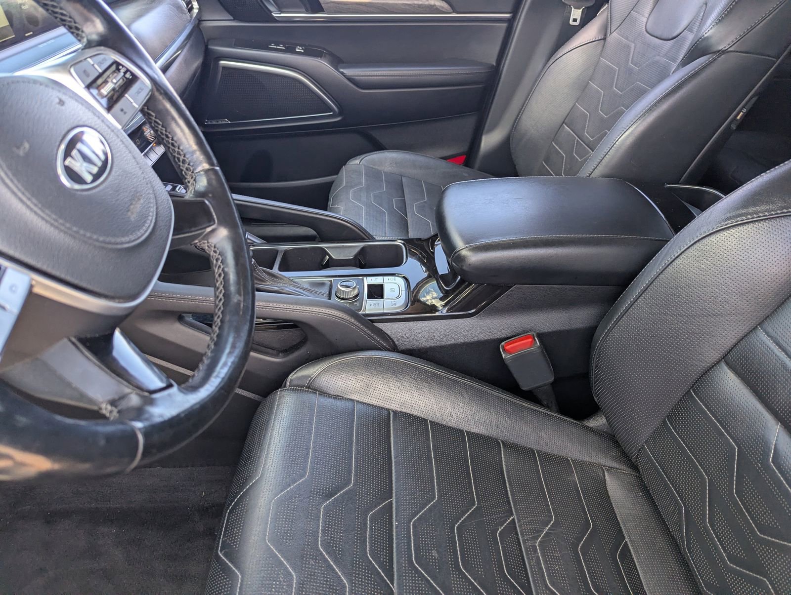 Used 2020 Kia Telluride SX w/ SX Prestige Package image 17