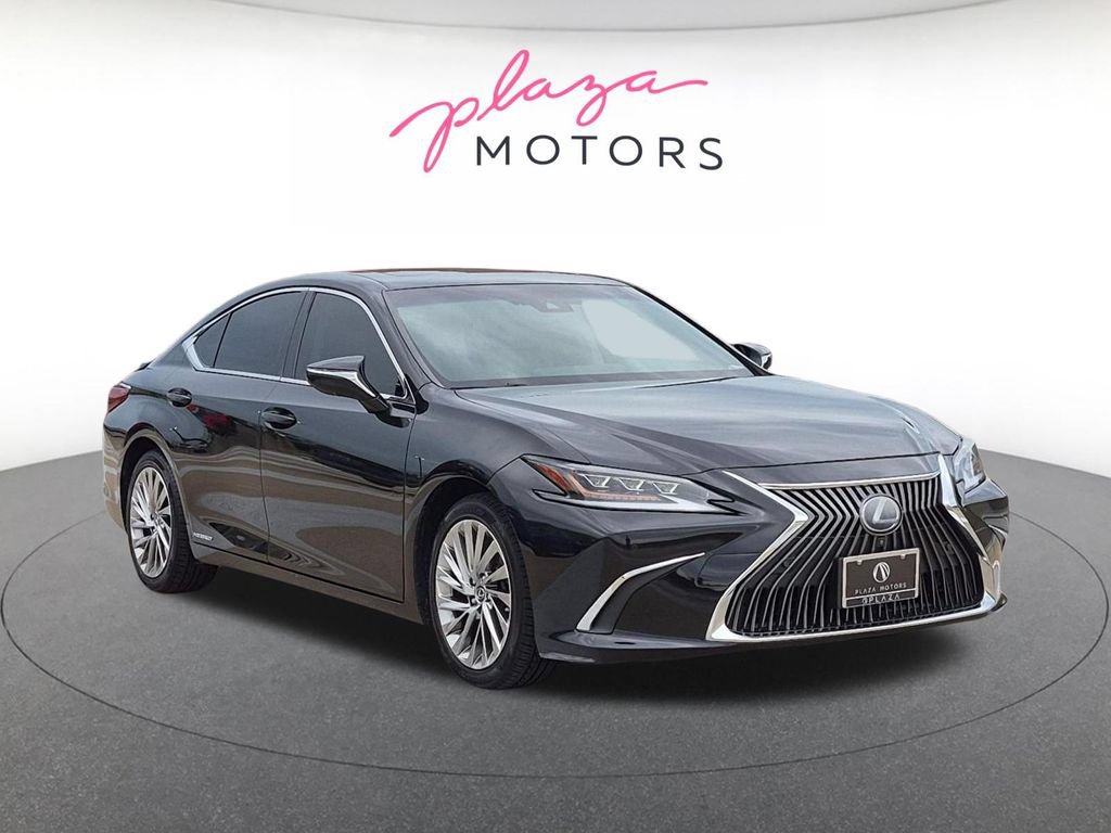 Used 2019 Lexus ES 300h Ultra Luxury FWD image 3