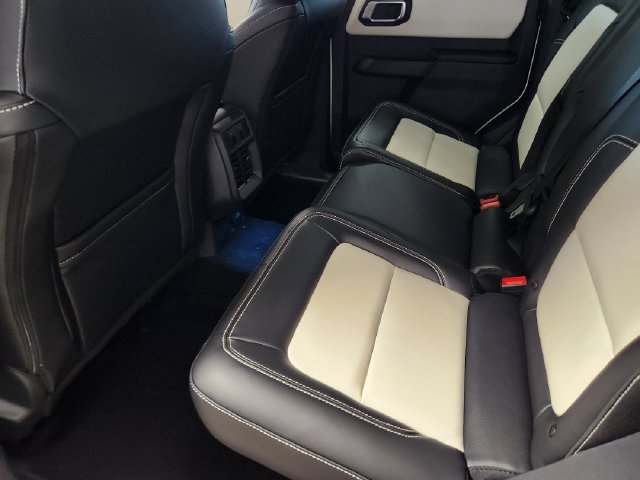 New 2026 Ford Bronco Outer Banks w/ Sasquatch Package AWD/4WD image 30
