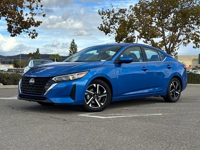 Used 2024 Nissan Sentra SV image 2