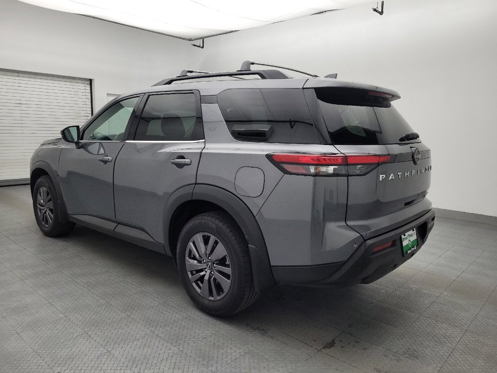Used 2023 Nissan Pathfinder SV AWD/4WD image 5