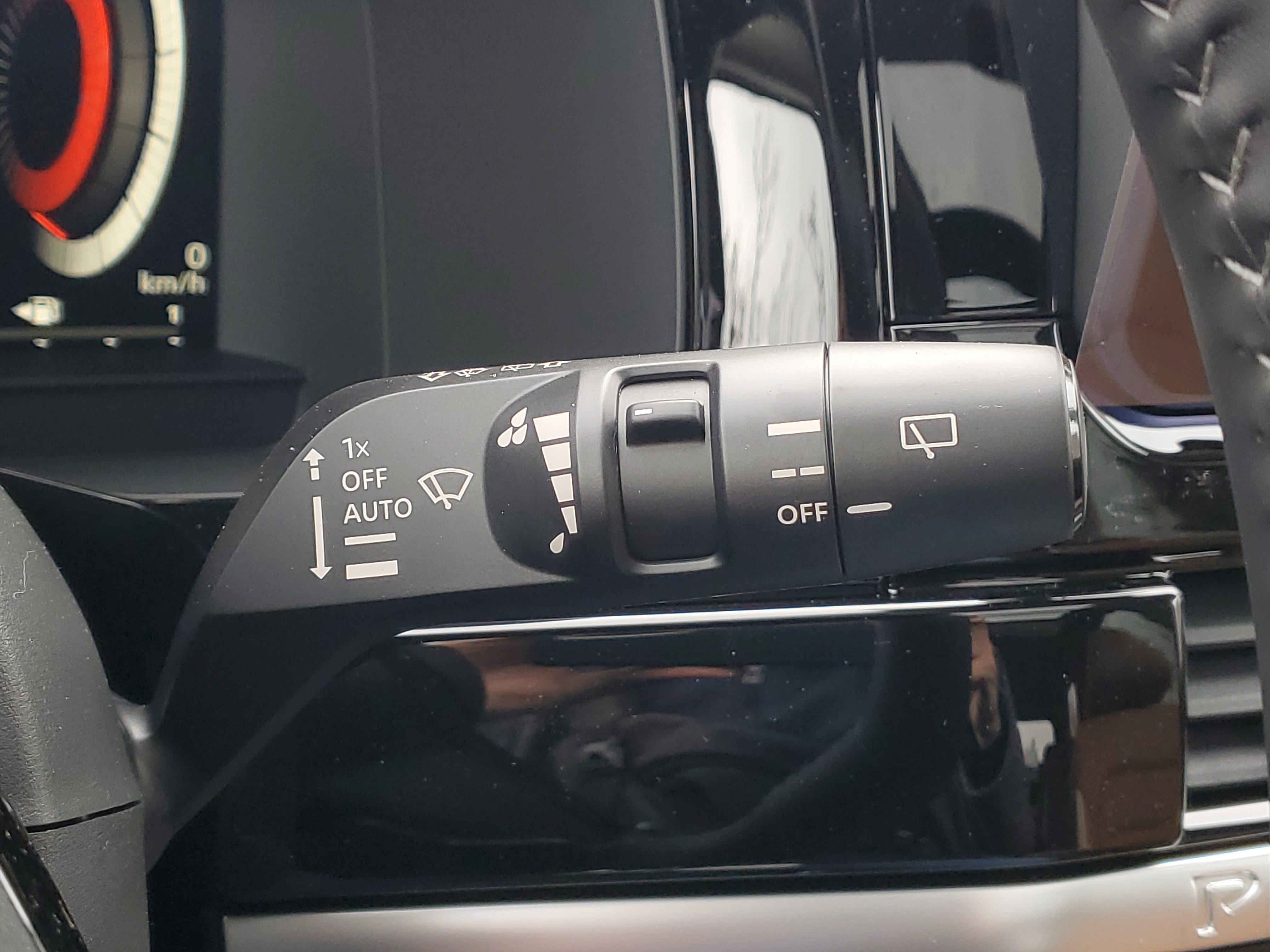 New 2026 Nissan Pathfinder Platinum image 14