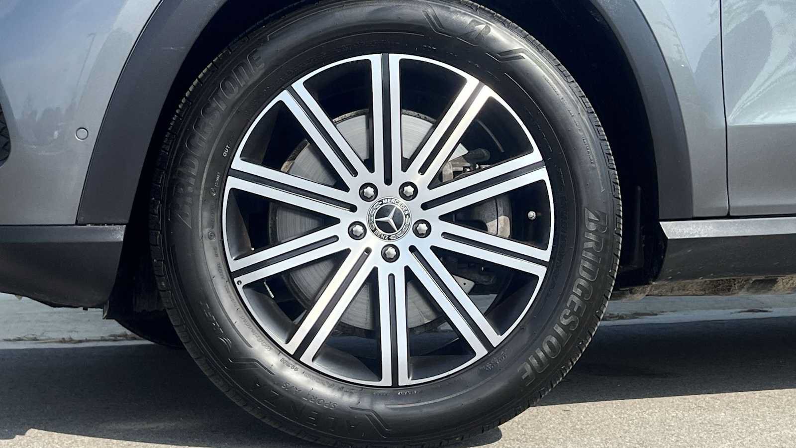 Certified 2025 Mercedes-Benz GLE 450e 4MATIC image 25
