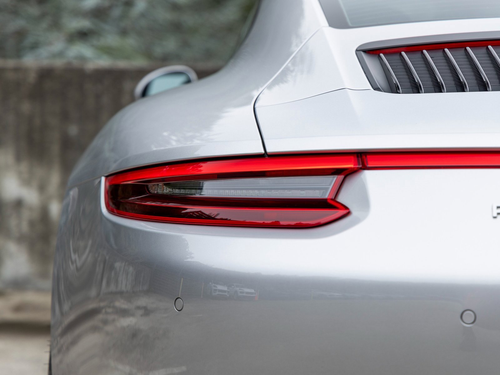 Certified 2017 Porsche 911 Carrera 4S image 18