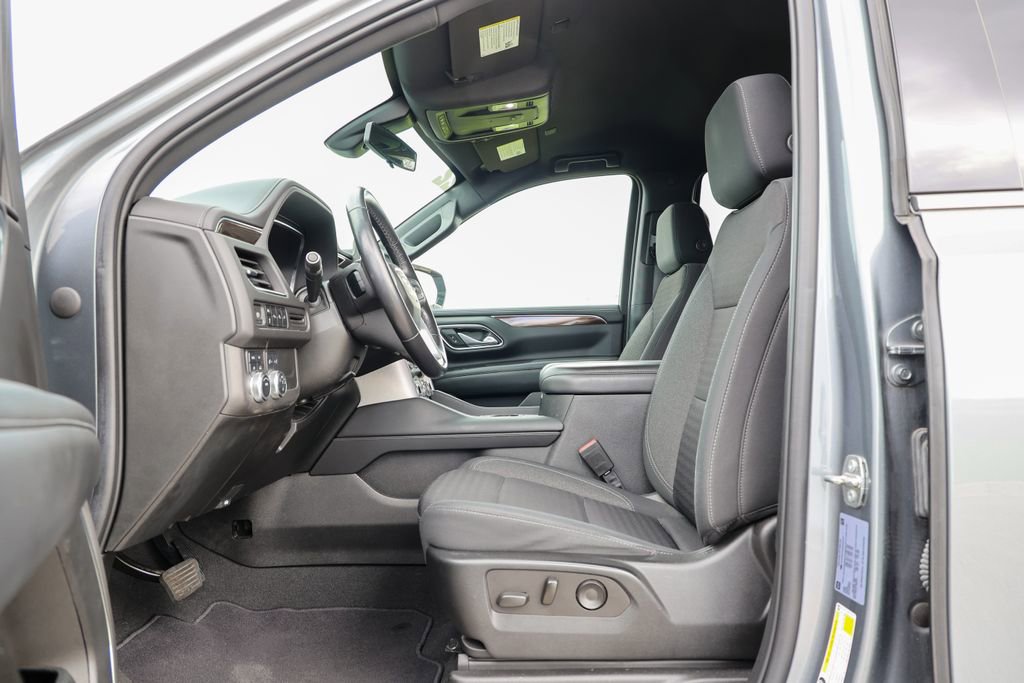 Used 2022 GMC Yukon SLE w/ Gmc Pro Safety Plus Package AWD/4WD image 32