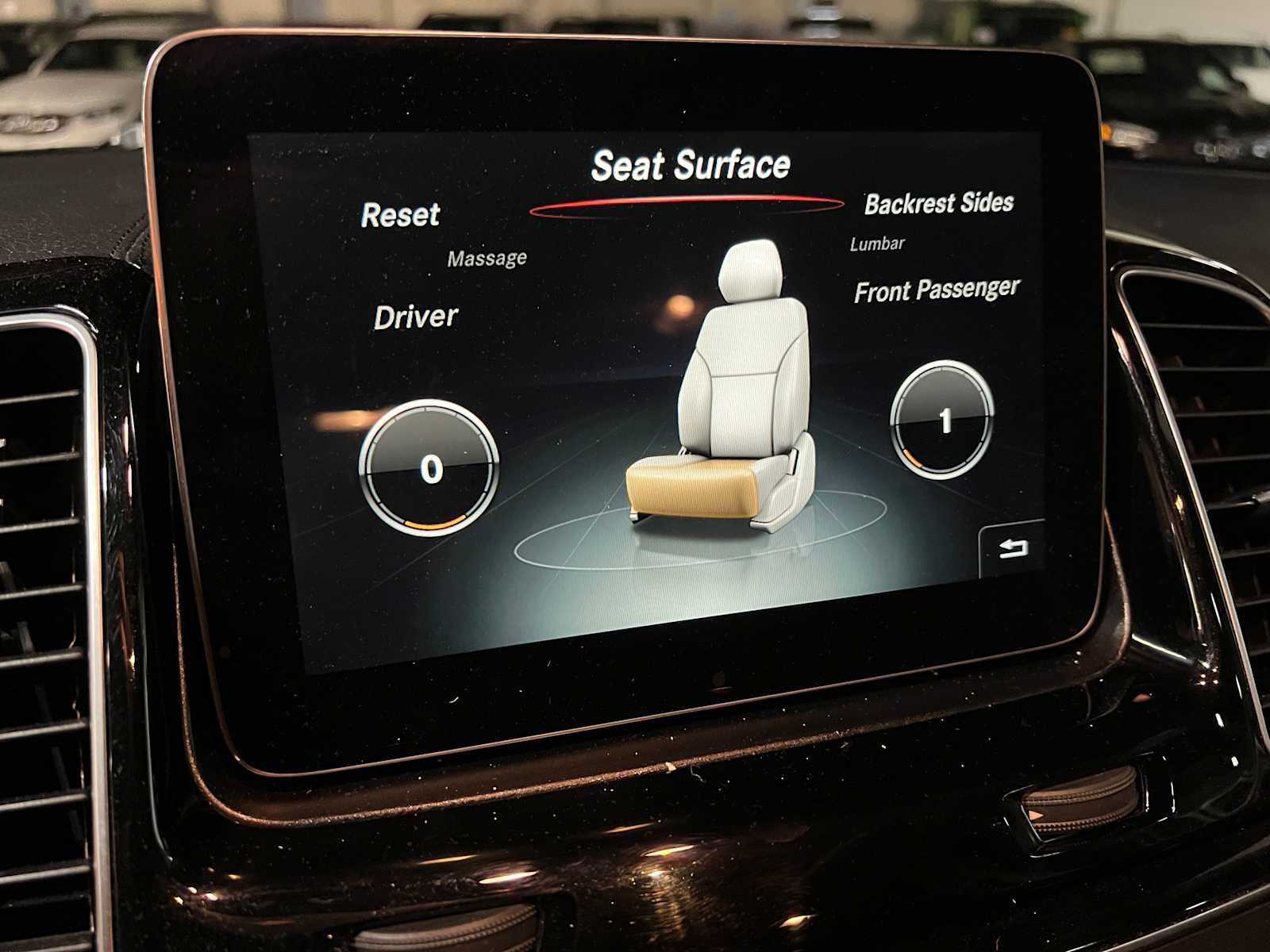 Used 2016 Mercedes-Benz GLE 400 4MATIC image 37