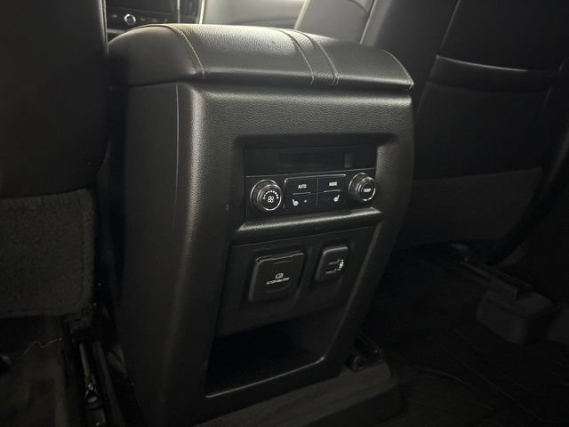 Used 2020 Chevrolet Traverse Premier w/ LPO, Floor Liner Package FWD image 28