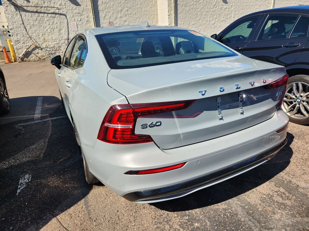 Used 2024 Volvo S60 B5 Plus AWD/4WD image 8