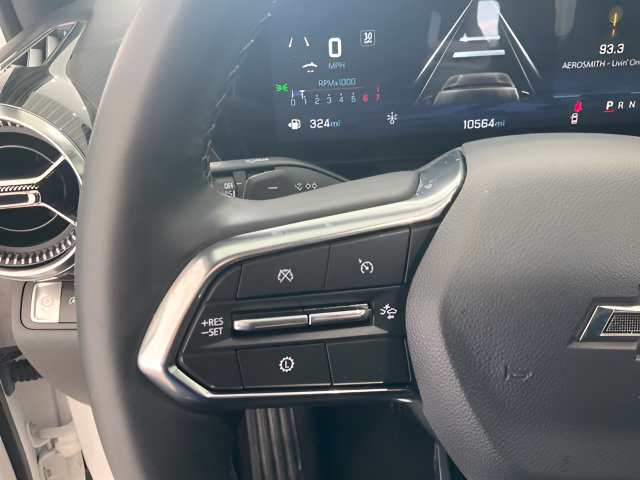Used 2026 Chevrolet Equinox LT w/ Midnight Edition FWD image 15