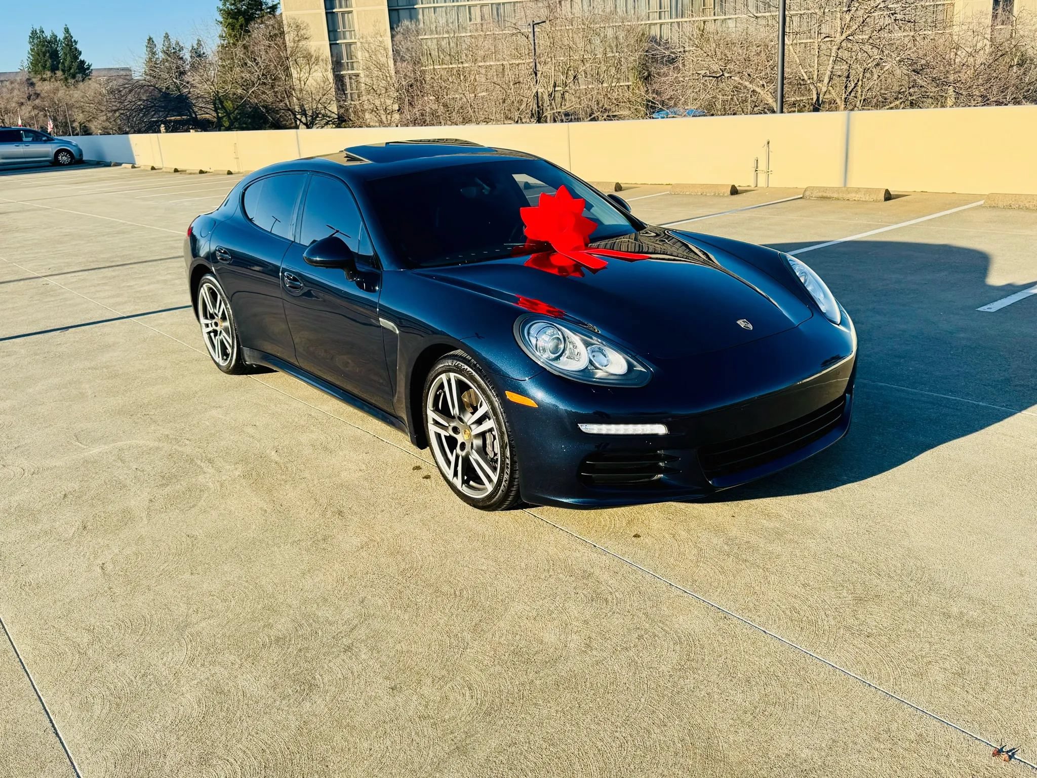 Used 2016 Porsche Panamera Edition RWD image 3