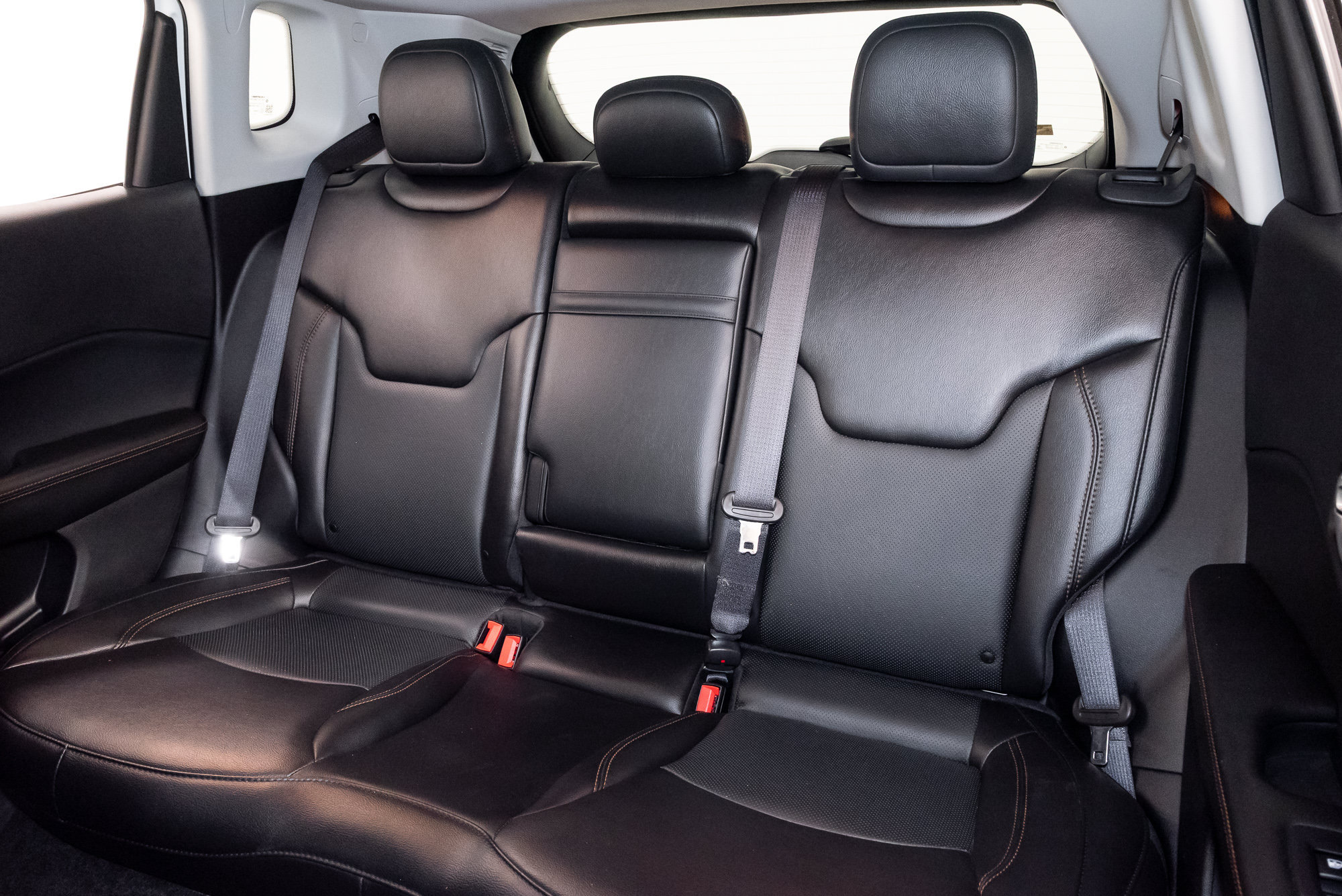 Used 2019 Jeep Compass Limited AWD/4WD image 17