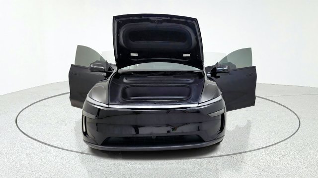 Used 2026 Tesla Model Y 2WD image 12