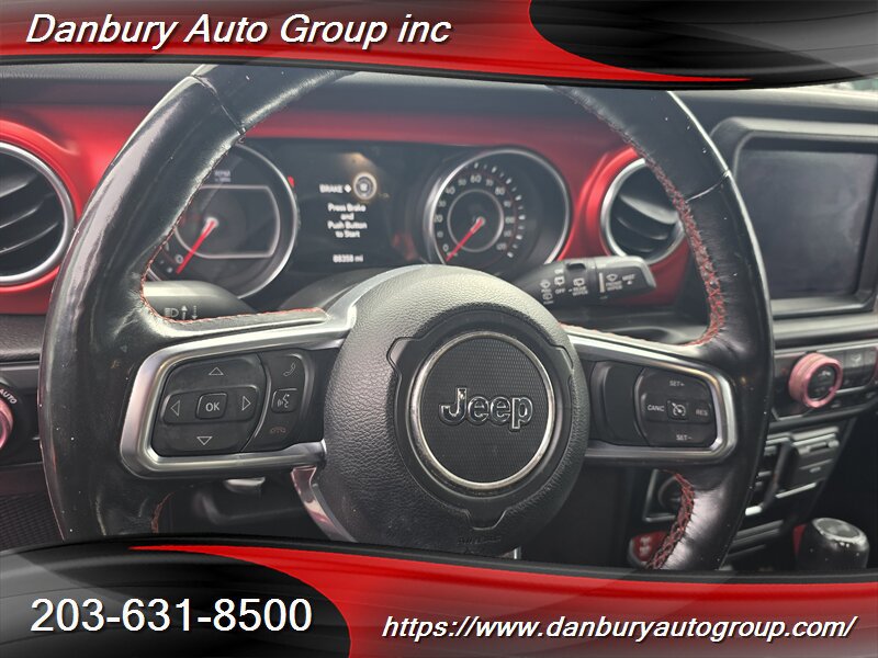 Used 2022 Jeep Wrangler Unlimited Rubicon w/ Cold Weather Group AWD/4WD image 10