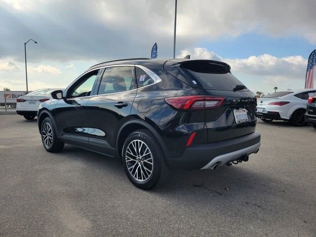 Used 2024 Ford Escape SE w/ PHEV Premium Package image 4