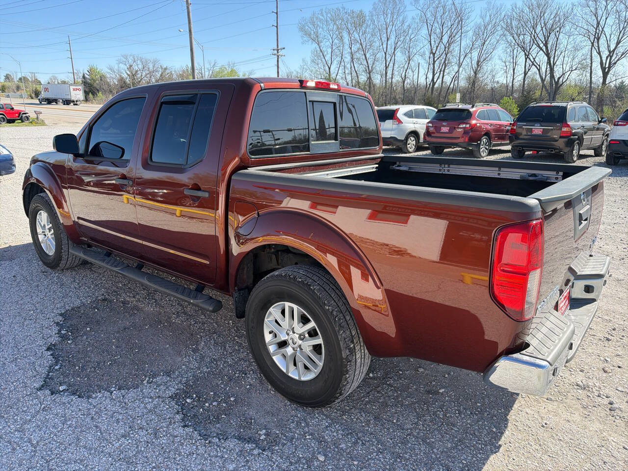 Used 2016 Nissan Frontier SV w/ SV Value Truck Package AWD/4WD image 5