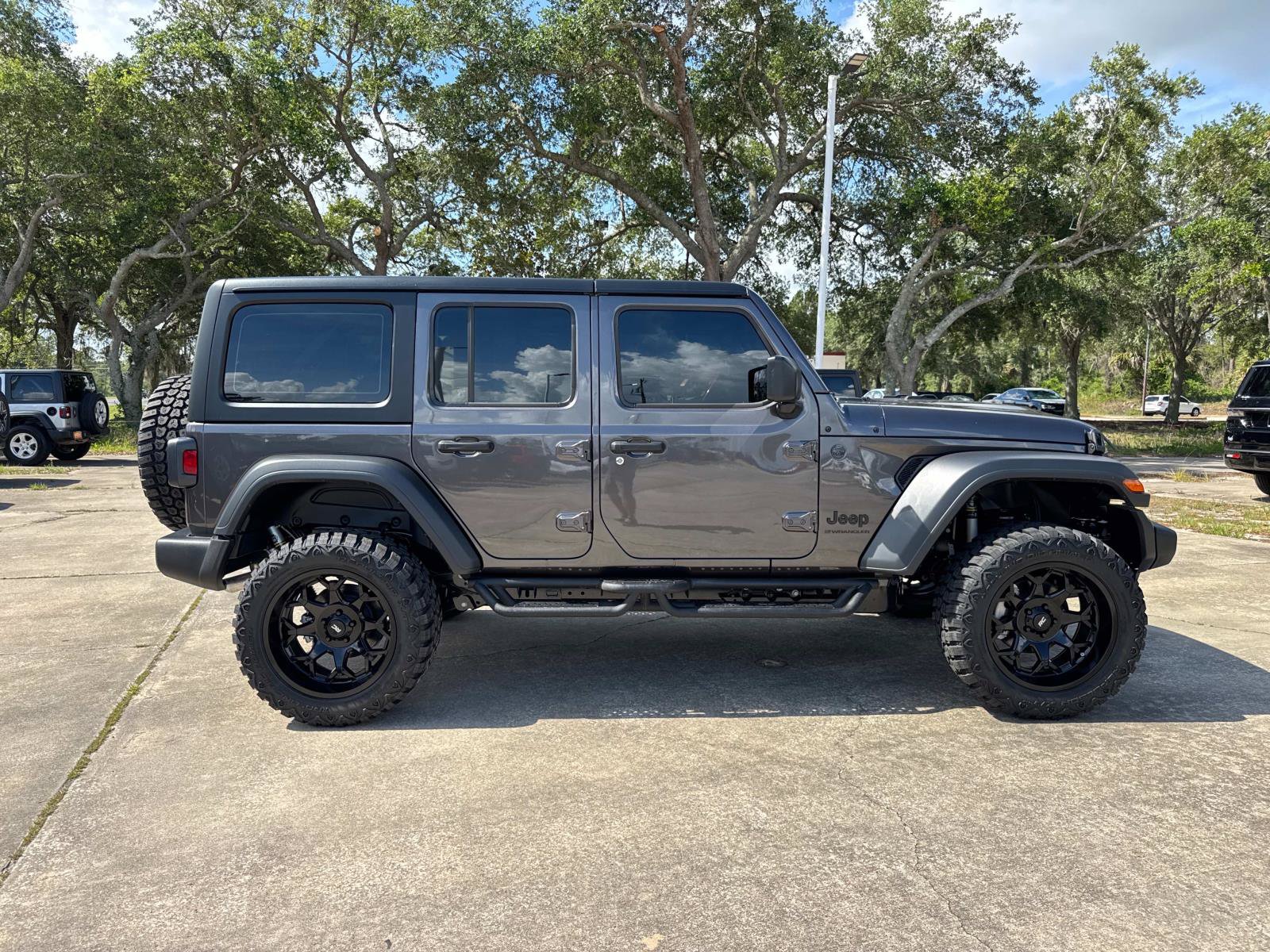 New 2026 Jeep Wrangler Unlimited Sport AWD/4WD image 4