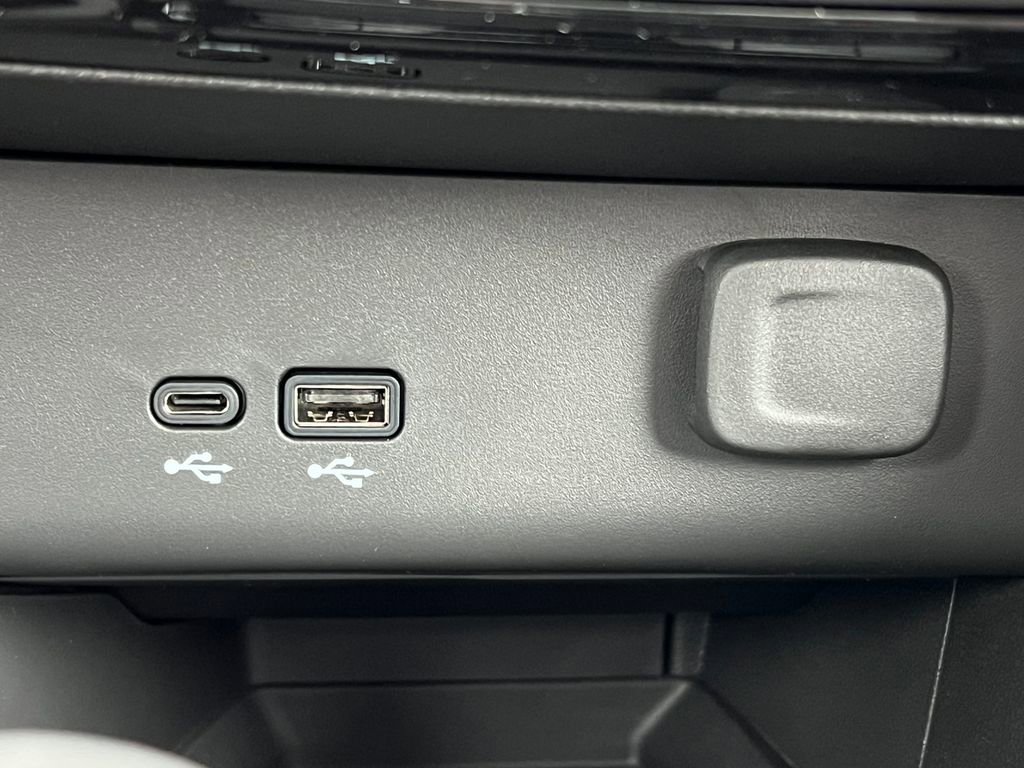 New 2026 Buick Encore GX Sport Touring w/ Comfort Package image 26