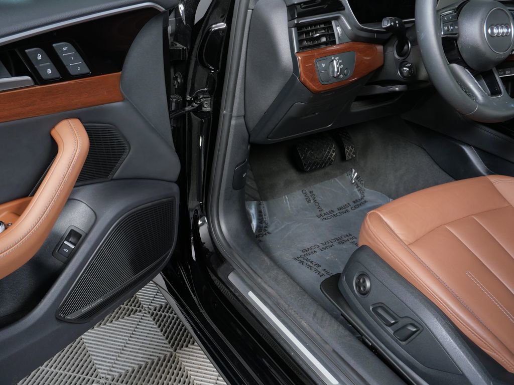 Used 2022 Audi A4 2.0T Premium Plus image 7