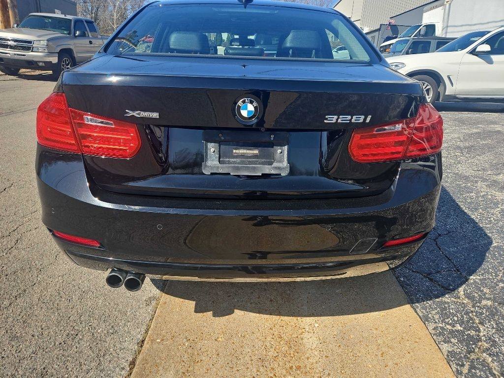 Used 2015 BMW 328i xDrive Sedan image 10