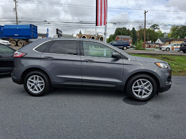 Used 2021 Ford Edge SEL w/ Convenience Package AWD/4WD image 9