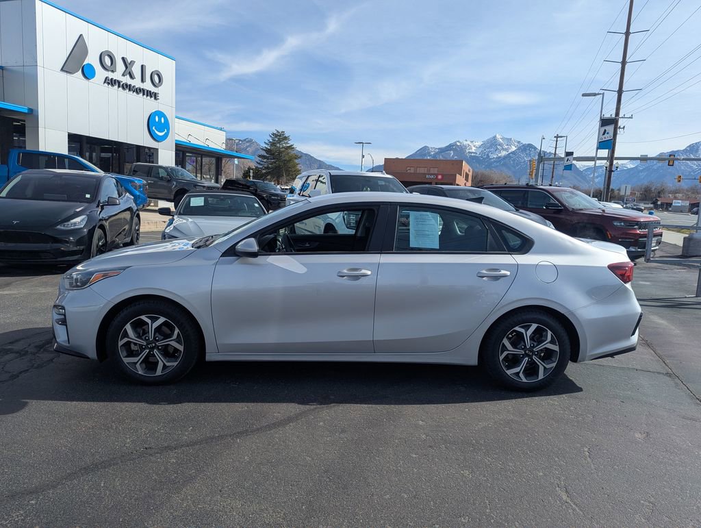 Used 2021 Kia Forte LXS FWD image 8
