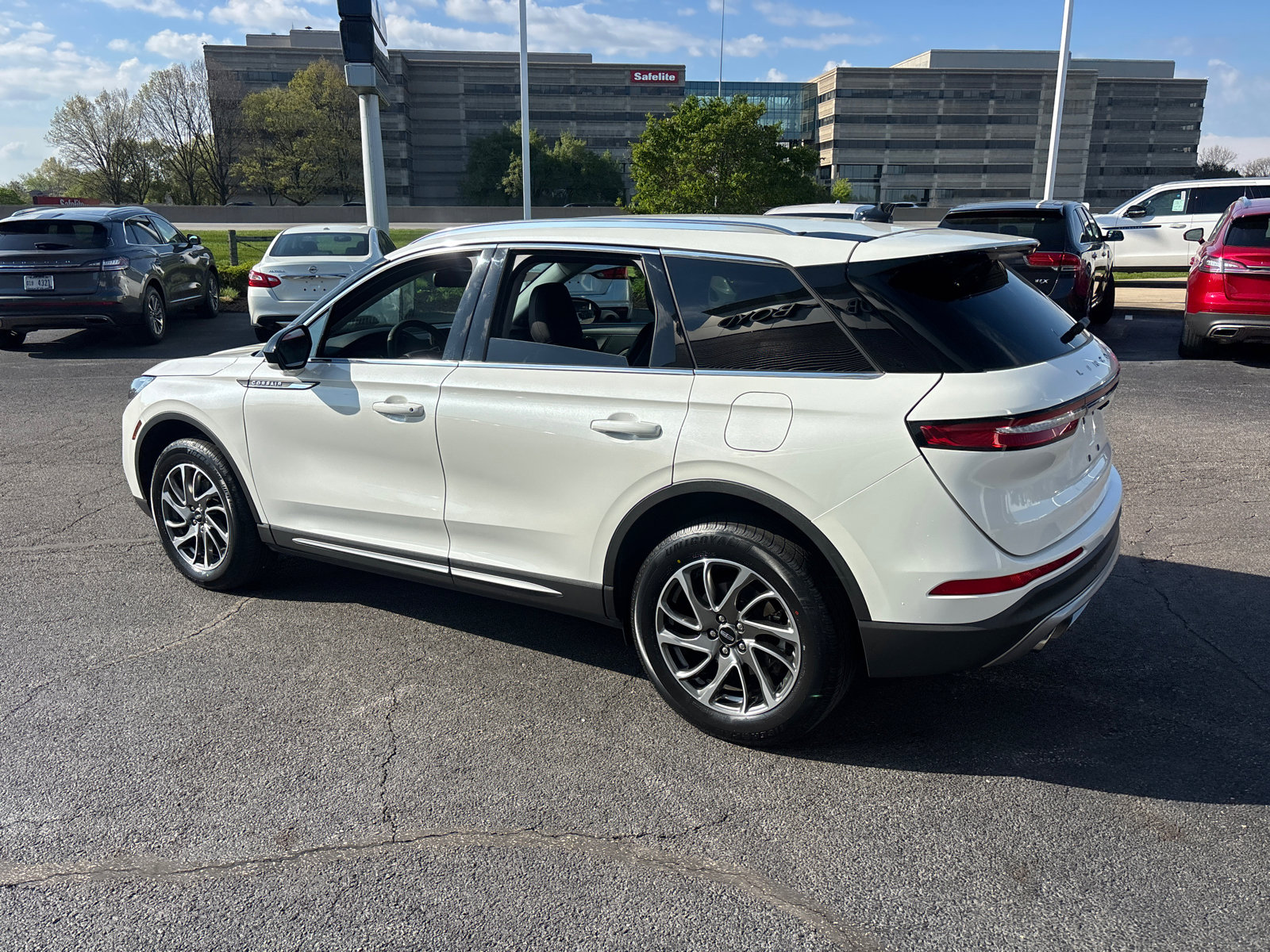 Certified 2022 Lincoln Corsair FWD image 5