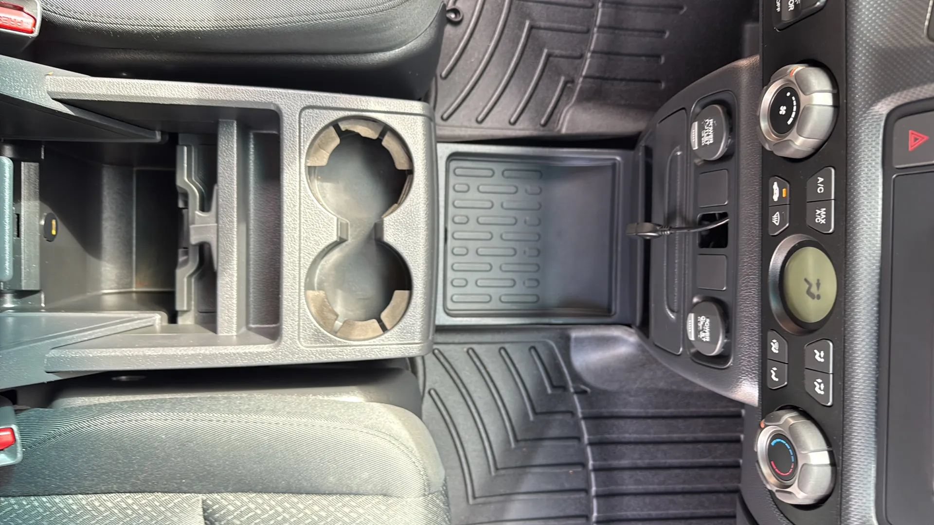 Used 2013 Honda Ridgeline Sport image 37