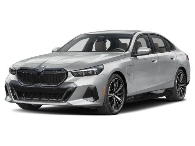 New 2027 BMW 550e xDrive AWD/4WD image 4