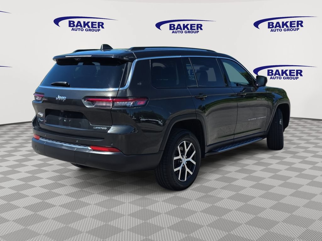 Used 2023 Jeep Grand Cherokee L Limited w/ Luxury Tech Group II AWD/4WD image 3