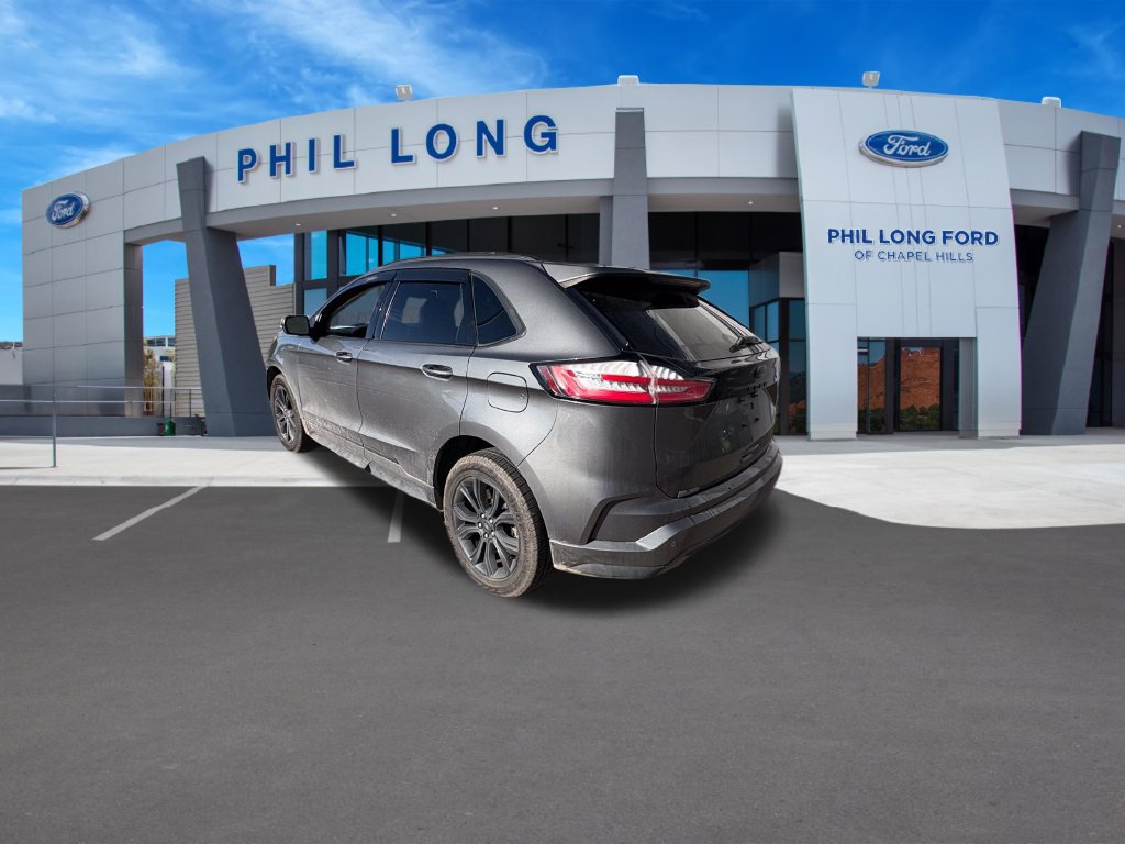 Certified 2023 Ford Edge SE w/ Black Appearance Package AWD/4WD image 4