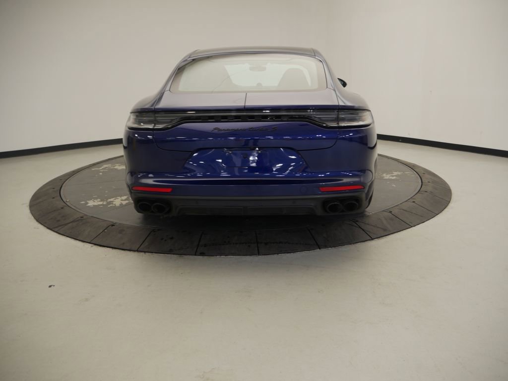 Certified 2022 Porsche Panamera Turbo S image 3