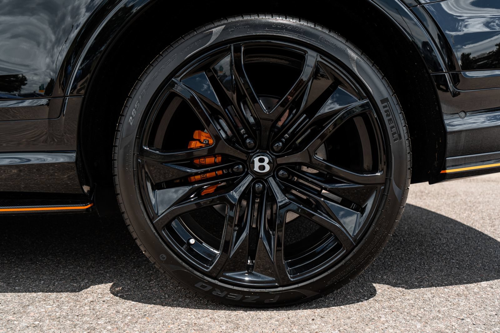 Certified 2026 Bentley Bentayga Speed AWD/4WD image 7