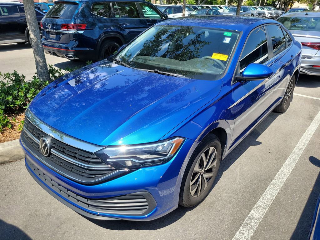 Used 2023 Volkswagen Jetta S FWD image 4