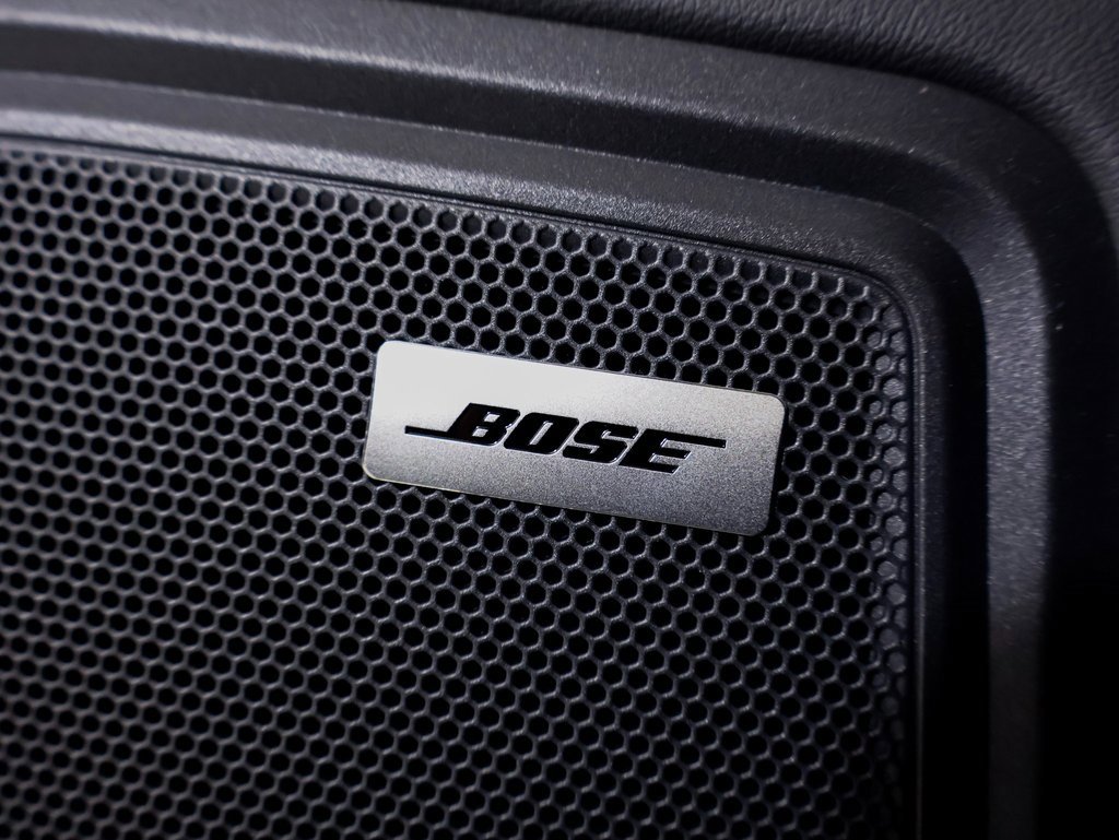 Certified 2025 Porsche Macan GTS image 19