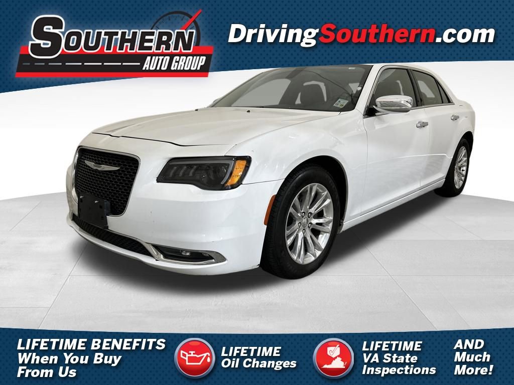Used 2017 Chrysler 300 C image 1
