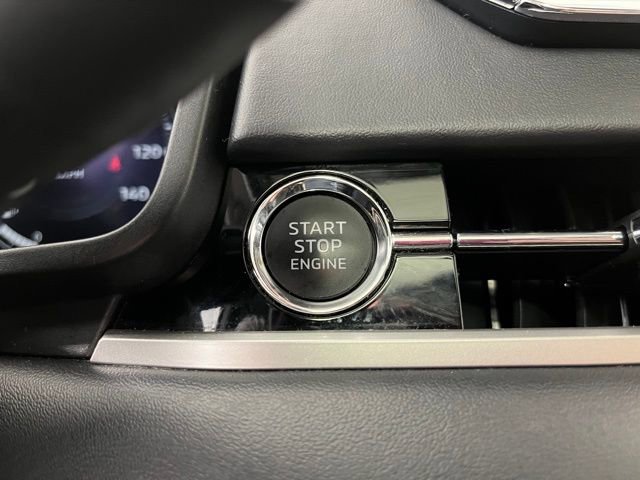 Used 2023 Mitsubishi Outlander SEL image 25