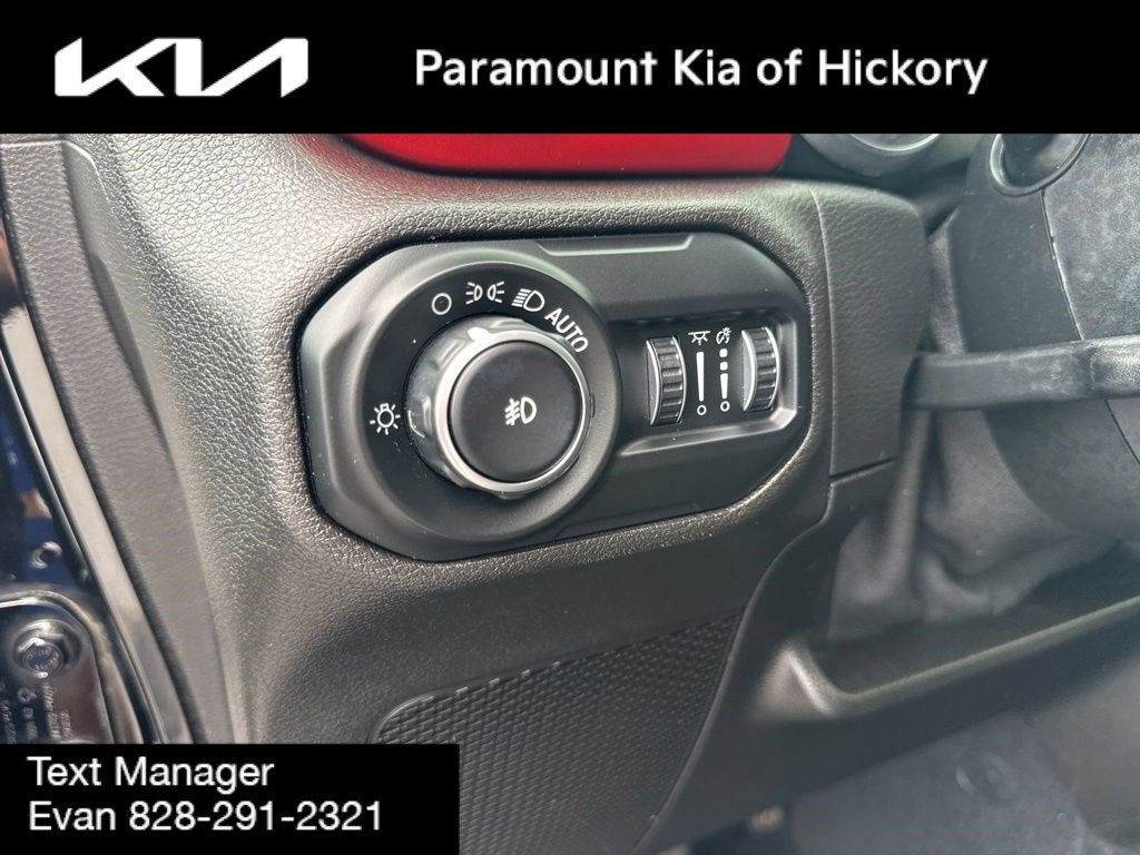 Used 2019 Jeep Wrangler Unlimited Rubicon w/ Cold Weather Group AWD/4WD image 21