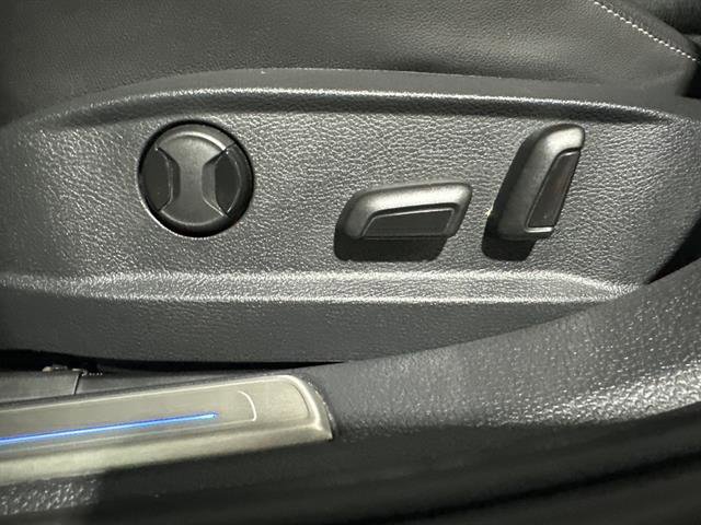 Used 2019 Volkswagen Golf R 4-Door image 34