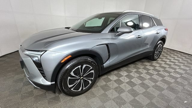 Used 2024 Chevrolet Blazer EV LT AWD/4WD image 7