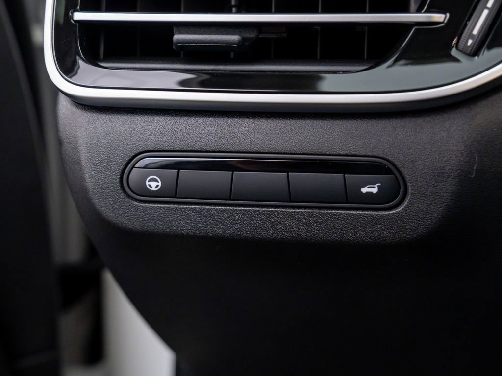 Certified 2025 INFINITI QX60 Luxe image 21